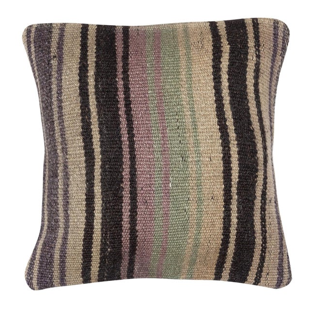 Bring history and warmth into your home with this vintage handmade Turkish wool cushion cover set. This pair of cushion...