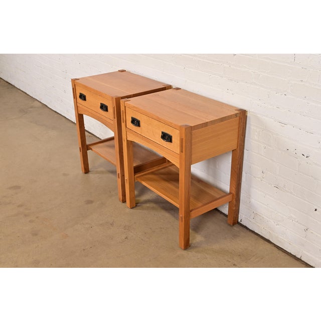 Mission Stickley Mission Oak Arts & Crafts Nightstands or Side Tables, Pair For Sale - Image 3 of 15