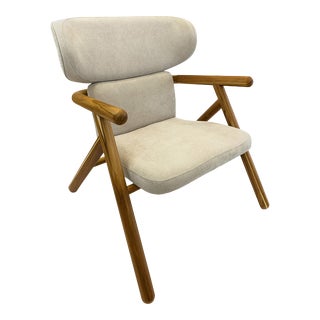 Sole Scandinavian-Styled Armchair in Teak.