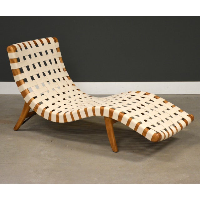 Designed by Michael van Beuren, Klaus Grabe, and Morley Webb, the Alacrán Chaise Lounge is a landmark of Mexican...