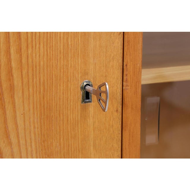 Mid-Century 602 Series Display Cabinet by Franz Ehrlich for Hellerau, 1950s For Sale - Image 13 of 16