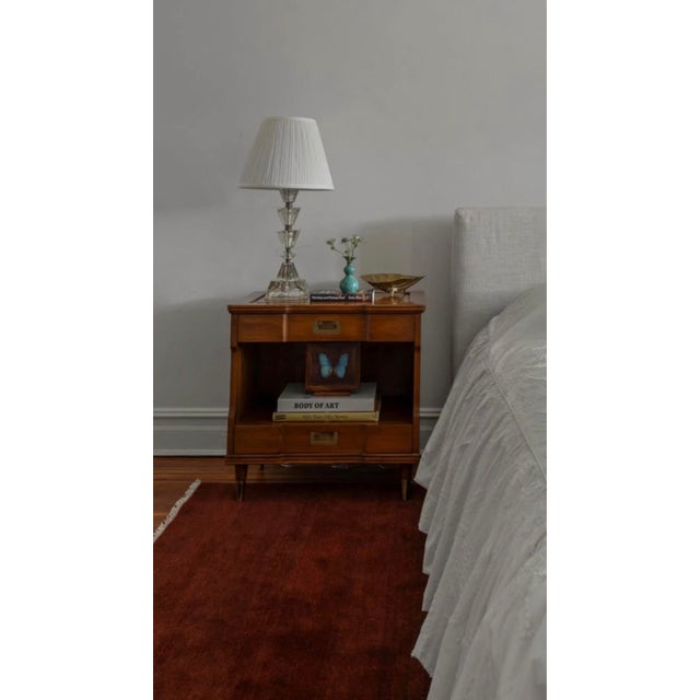 John Widdicomb Mid-Century Modern John Widdicomb Walnut and Brass Nightstands-a Pair For Sale - Image 4 of 5