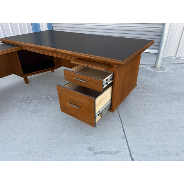 1960s Mid-Century Modern Walnut L-Shaped Executive Desk With Black Laminate Top For Sale - Image 13 of 16
