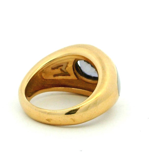 Mauboussin Vintage Mauboussin Paris 18k Yellow Gold Iolite & Mother-of-Pearl Dome Ring, Size 5 For Sale - Image 4 of 11