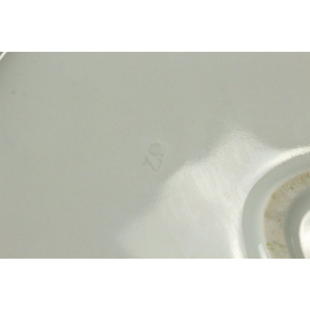 1800's Meissen Porcelain "Deutches Blumen" Scattered Flowers Oval Platter For Sale - Image 12 of 12