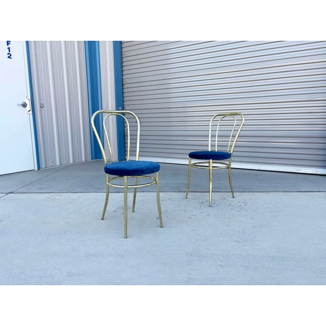 Metal 1980s Set of 4 Vintage Hollywood Regency Brass & Royal Blue Velvet Dining Chairs For Sale - Image 7 of 16
