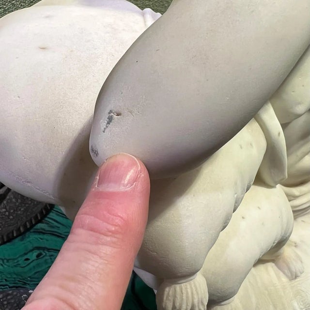 Manuel Canovas Pauline Bonaparte as Venus Victrix Marble Sculpture After Antonio Canova For Sale - Image 4 of 12