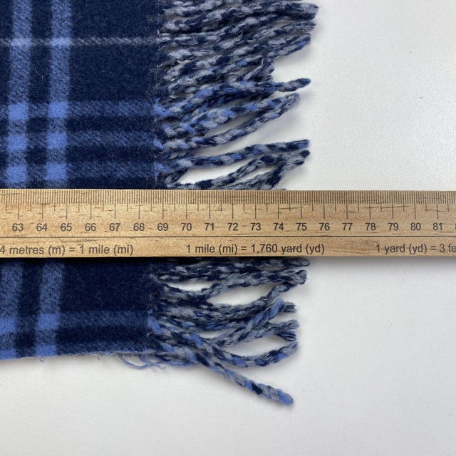 Navy Blue Burberry Navy Blue Plaid 100% Lambswool Scarf For Sale - Image 8 of 8
