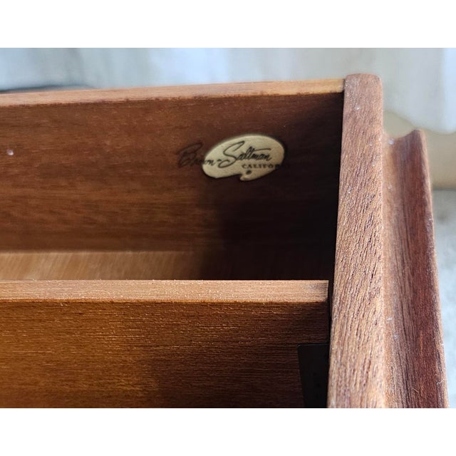 John Keal 1950s Mid Century Modern Sideboard Credenza, Display Cabinet, by John Keal for Brown Saltman, Circa 1950's For Sale - Image 4 of 18