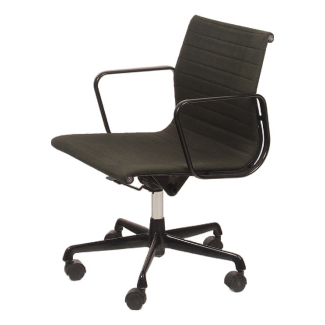 Vintage Black Aluminum Office Chair by Charles & Ray Eames for ICF, 1970s For Sale