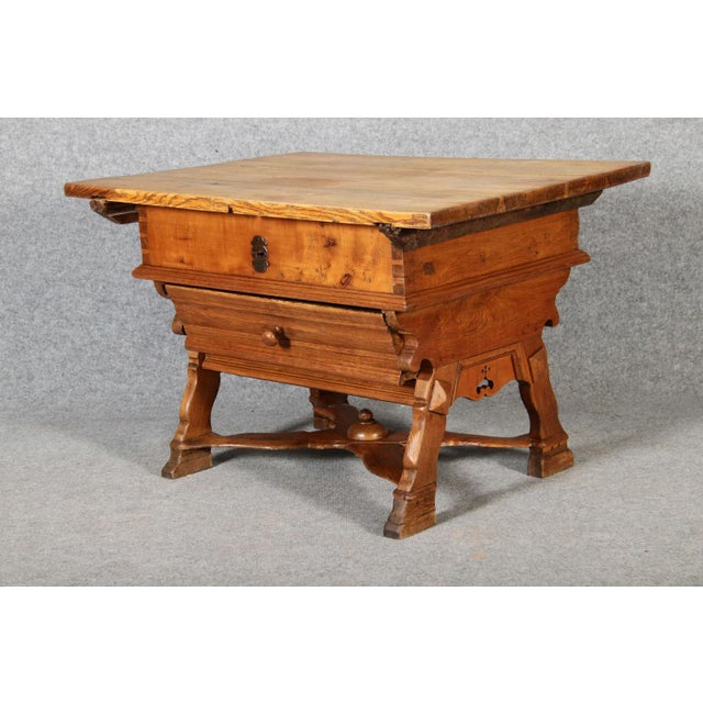 Antique Box Dining Table in Oak, 1700s For Sale - Image 11 of 18
