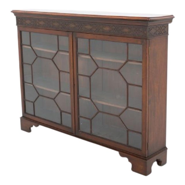 Georgian Bookcase in Mahogany, 1790s For Sale