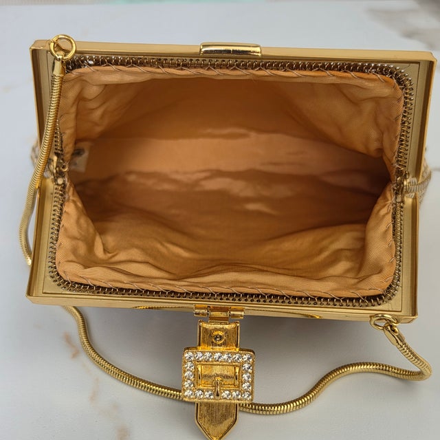 Mid-Century Modern Mid 20th Century Whiting Davis Art Deco Rhinestone Clasp Hollywood Glam Gold Mesh Evening Bag For Sale - Image 3 of 18