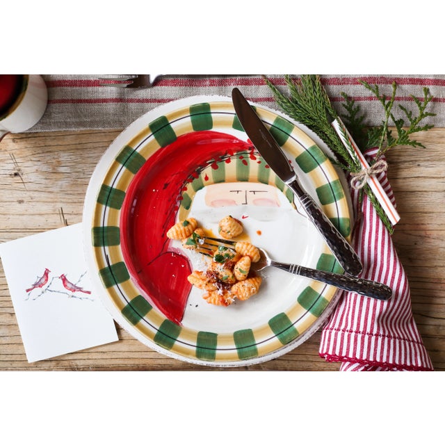 White VIETRI Old St. Nick Pasta Bowl - Green Hat For Sale - Image 8 of 13