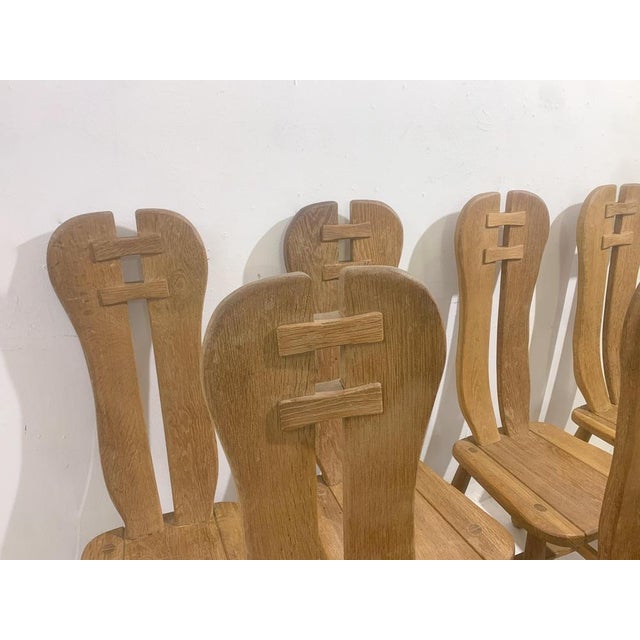 1970s Mid-Century Modern Brutalist Oak Dining Chairs attributed to De Puydt, Belgium, 1970s, Set of 7 For Sale - Image 5 of 6