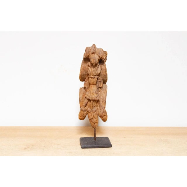 Indian 1700's Carved Peacock Corbel For Sale - Image 3 of 7