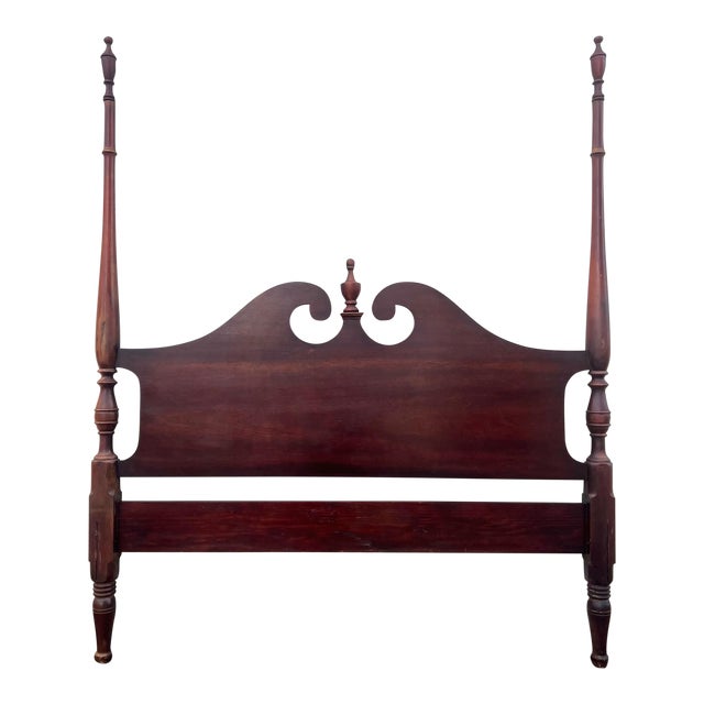 Vintage Dixie Furniture Full Size Cherry Traditional Style Pediment