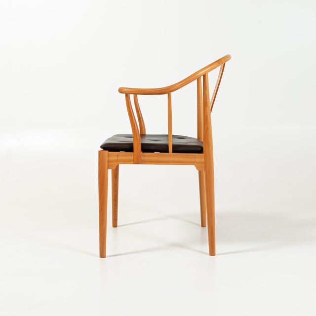 1990s 1990s Wegner "China Chair" for Fritz Hansen in Cherry and Leather For Sale - Image 5 of 12