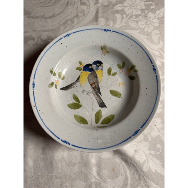 Fitz& Floyd "Ouiseau" Rimmed Pasta Bowls. Set of 5. Discontinued pattern. 9.25" diameter, 1.875" deep. Excellent estate...