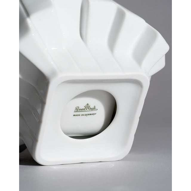 White Sculptural Porcelain Bowl by Zaha Hadid for Rosenthal, Germany, 2000s For Sale - Image 8 of 10