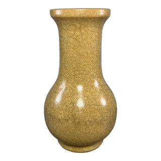Chinese Beige Crackle‑Glaze Vase, Collectible Decorative Ceramic Vessel For Sale