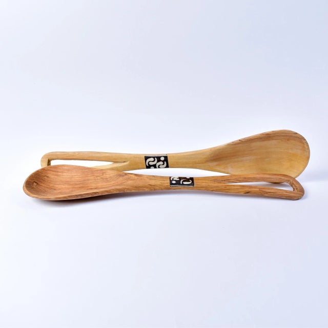 Early 21st Century Olivewood Serving Spoon Set With Bone Inlay Kenya For Sale In Denver - Image 6 of 12
