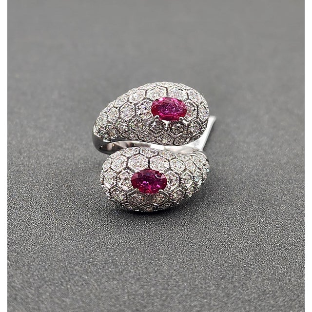 2.67 Ct Natural Ruby & Diamond Cocktail Ring, Size 6 For Sale - Image 4 of 9