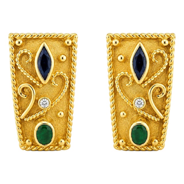 Mid 20th Century Pair of Etruscan Revival Emerald and Sapphire For Sale