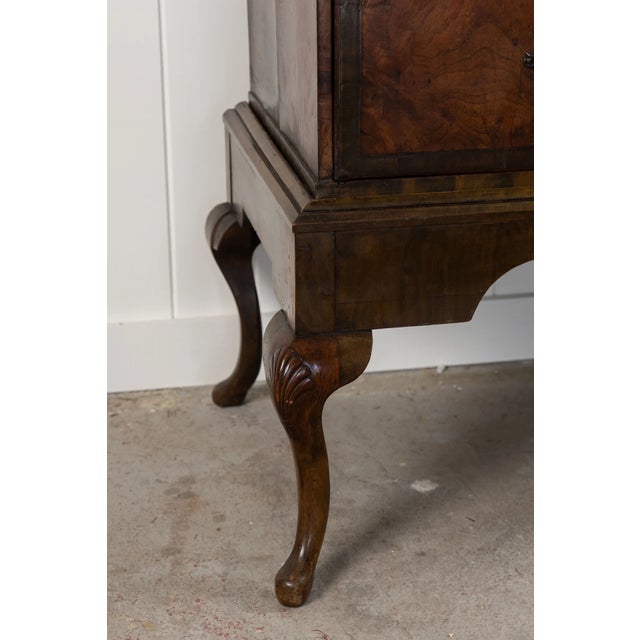 Wood 18th Century Walnut George II Queen Anne Chest on Stand For Sale - Image 7 of 15