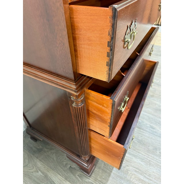 Vintage Thomasville Chair Company Mahogany Chest on Chest Dresser For Sale - Image 13 of 18