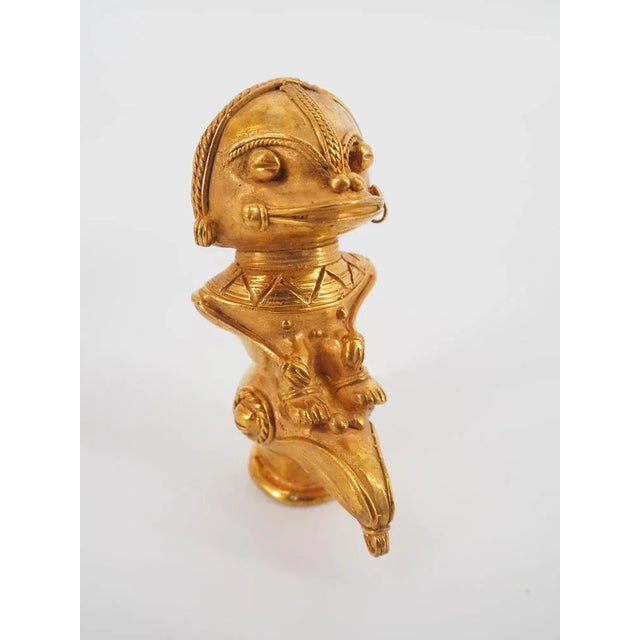 Colombian Taïrona Tumbago Statuette of Androgynous Deity For Sale - Image 6 of 8