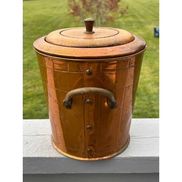 Early 20th Century Copper Lined Ice Bucket W. Lid & Wooden Trims For Sale - Image 4 of 9