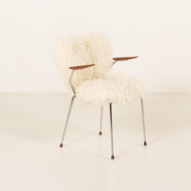 Mid-Century Modern Mid-Century Long Hair Sheepskin Chair, Denmark, 1950s For Sale - Image 3 of 14
