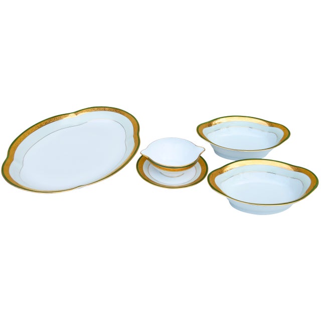 Early 20th Century Green & Golden Haviland French Limoges Service for Twelve- 111 Pieces For Sale In New York - Image 6 of 18