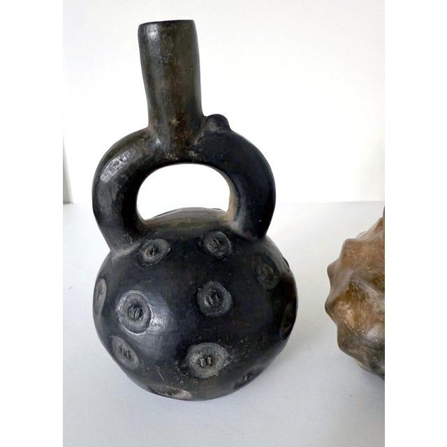 Collection of Two Pre-Columbian Cupisnique Stirrup Ceramic Vessels Peru For Sale - Image 10 of 14