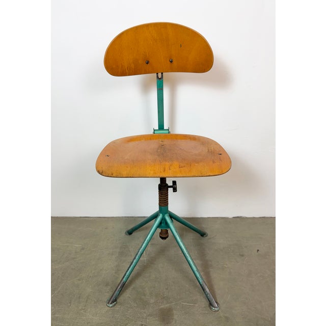 Mid-Century Modern Industrial Dark Green Workshop Chair, 1950s For Sale - Image 3 of 18