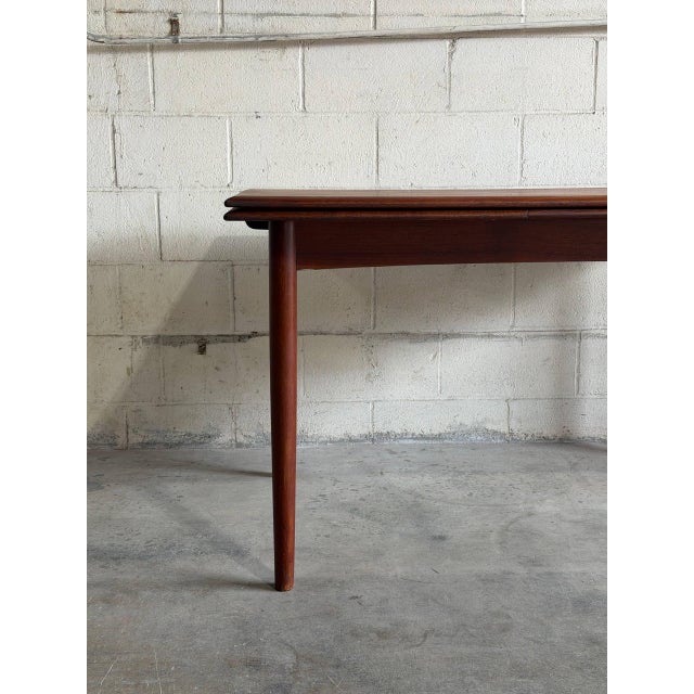 Mid 20th Century Vintage Danish Teak Extension Dining Table Mid Century Modern Expandable Scandinavian For Sale - Image 5 of 10