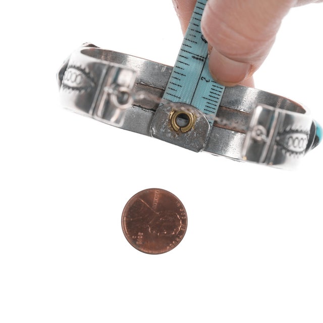 6.5" 50's-60's Navajo row cuff bracelet with hand stamped silver sides For Sale - Image 10 of 11