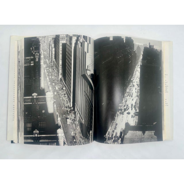 Berenice Abbott, Changing New York: The Complete Wpa Project, Museum of the City of New York, 1997, First Edition For Sale - Image 4 of 6