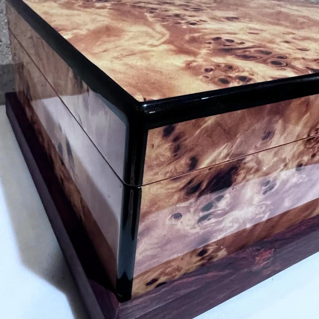 Brown Mid Century Hand Crafted Burlwood Humidor Cigar Storage Box For Sale - Image 8 of 13
