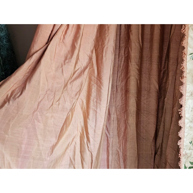 Art Deco French Chintz Bed Crown Canopy with Silk Lining and Original Passementerie, 1920s For Sale - Image 10 of 17