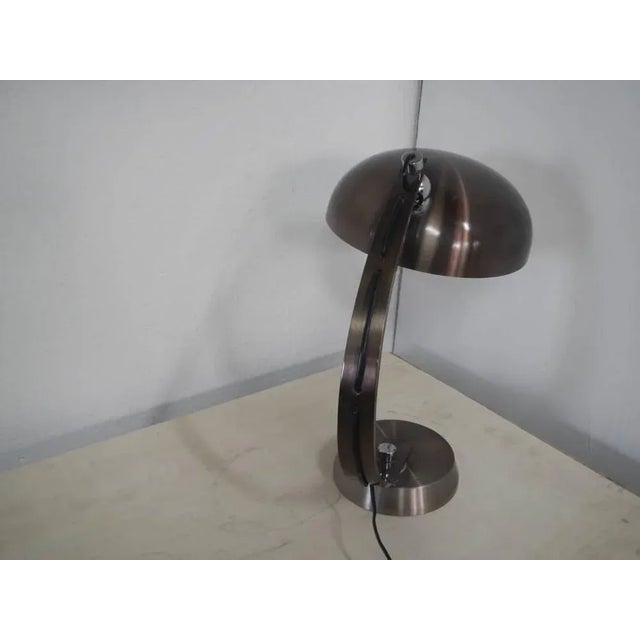 Produced in Italy in the 70s. Working with ignition and shutdown switch Original system. Signs of wear on the lamp cap....