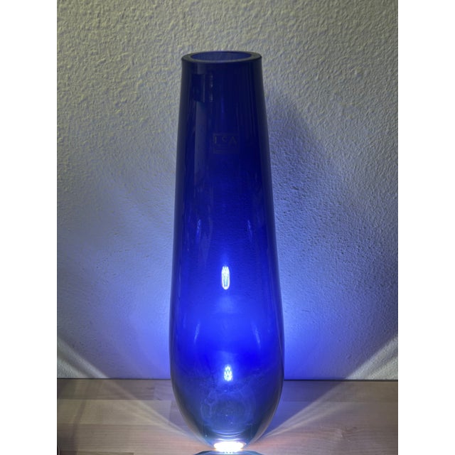 Mid-Century Modern Cobalt Blue Art Glass Vase For Sale - Image 3 of 4