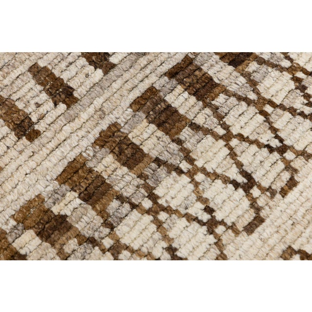 10 X 12 Modern Moroccan Wool Rug in Brown With Geometric Tribal Motifs For Sale - Image 9 of 11
