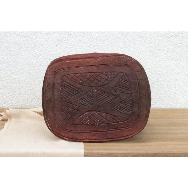 African Nile Heritage Carved Nupe Stool For Sale - Image 3 of 9