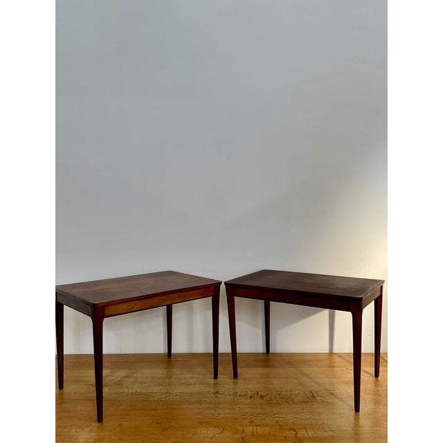 Arne Hovmand-Olsen Mid 20th Century Pair of Arne Olsen Style Danish Rosewood Side Tables For Sale - Image 4 of 18