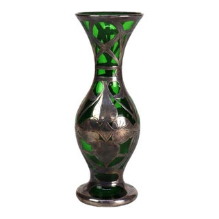 Antique Alvin Manufacturing Art Nouveau Foliate Sterling Silver & Emerald Glass For Sale