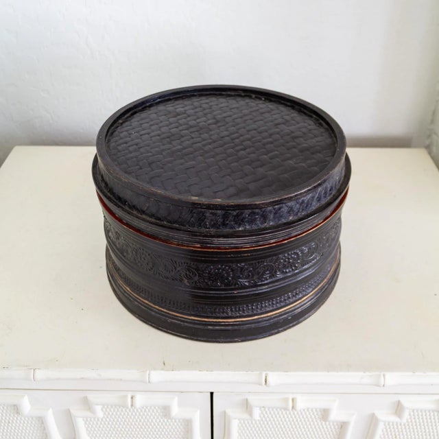 Large Round Black and Red Lacquer Asian Betel Box For Sale - Image 10 of 15