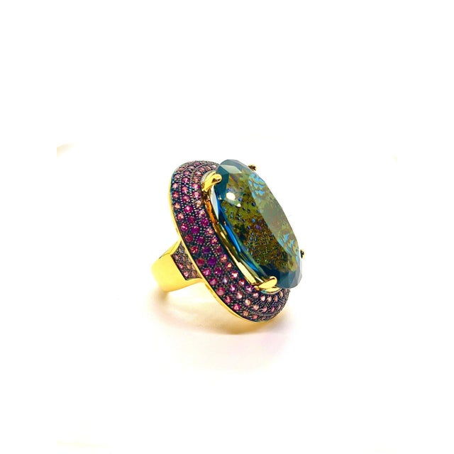 Bochic “Orient” Vintage London Blue Topaz & Rhodolite Ring Set In 18 K Gold & Silver For Sale - Image 10 of 11