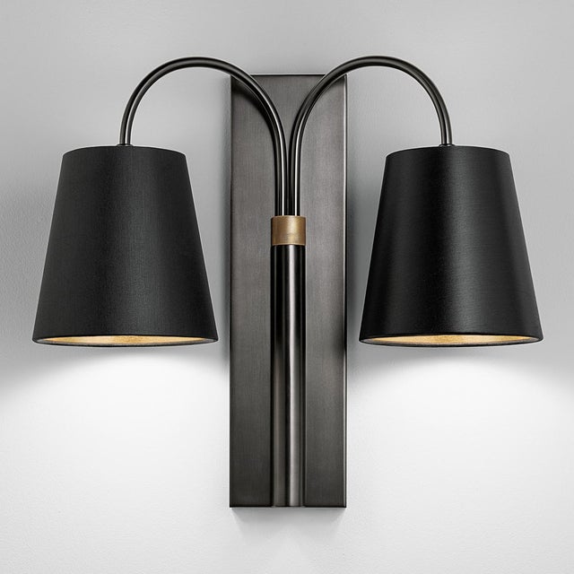 A black bronze with English brass design features double wall lamp. Certification: IP20. Bulb: 2 x E27 7W LED 2700K